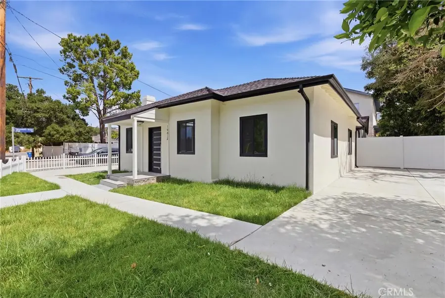 10012 Plainview Avenue, Tujunga, CA 91042 - #2