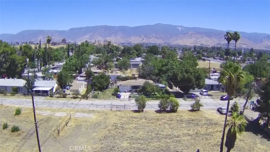 25237 Bessant St, San Bernardino, CA 92404 - #2