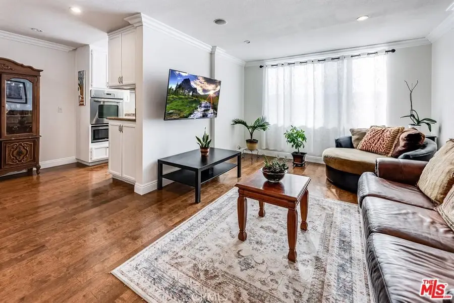 5429 Newcastle Avenue #313, Encino, CA 91316 - #2