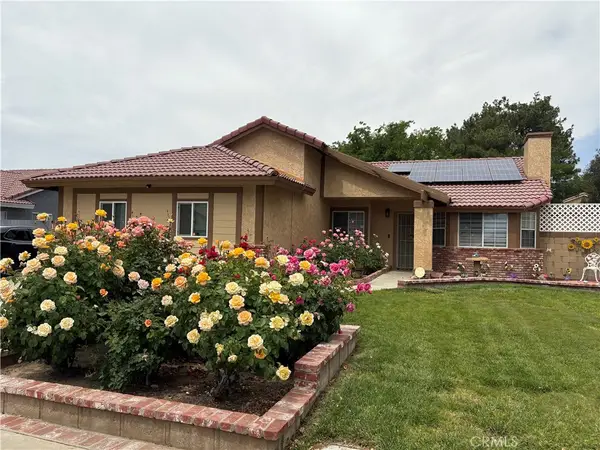 661 E J10 Avenue, Lancaster, CA 93535