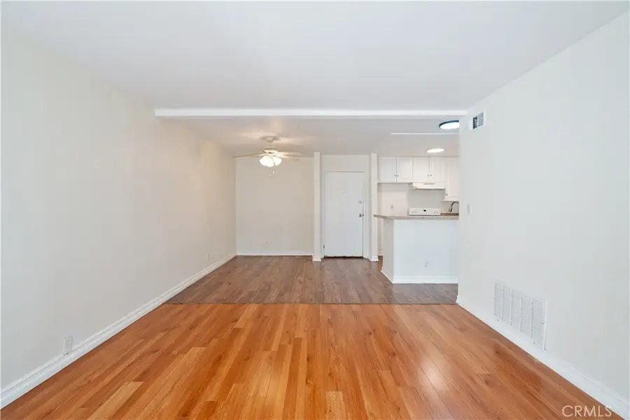21800 Schoenborn #126, Canoga Park, CA 91304 - #3