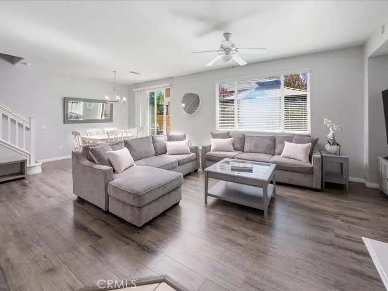 28355 Mirabelle Lane, Saugus, CA 91350 - #3