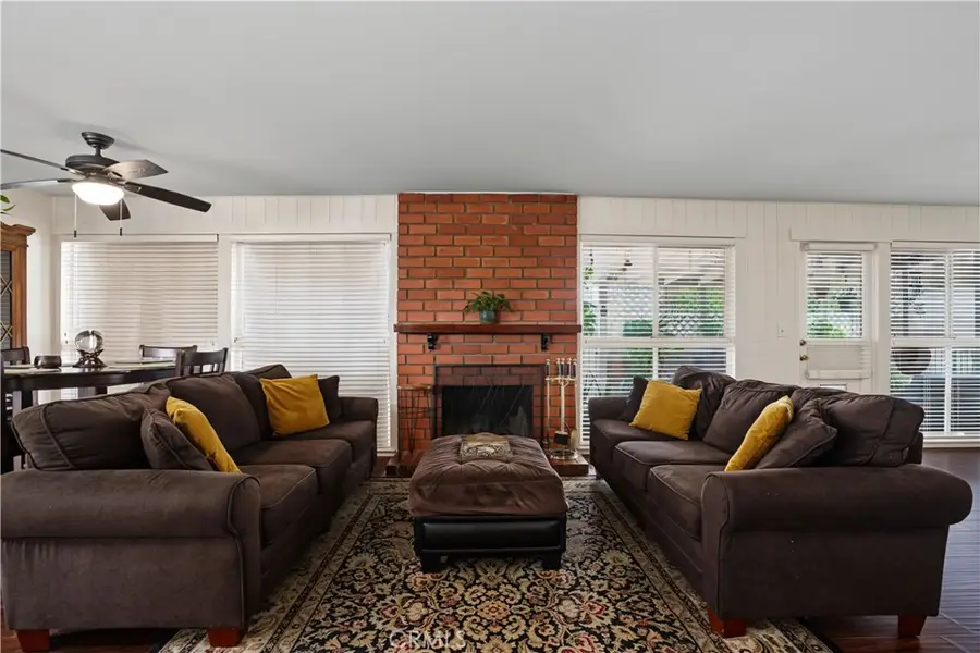 7921 Fallbrook, West Hills, CA 91304 - #3