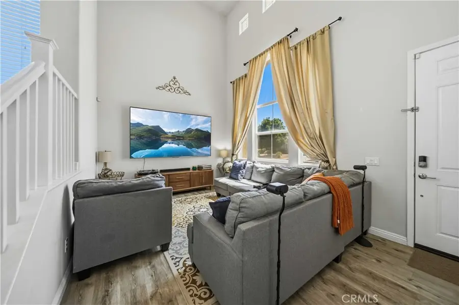 38031 Clermont, Palmdale, CA 93552 - #3