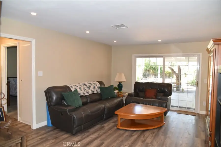 6242 Kenwater, Woodland Hills, CA 91367 - #3