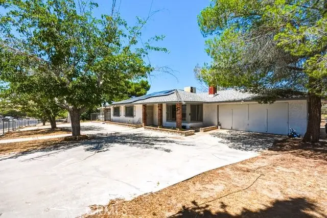17307 Longmeadow Avenue, Palmdale, CA 93591 - #2