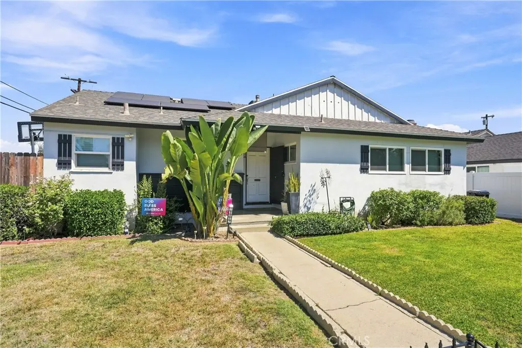19857 Bassett, Winnetka, CA 91306 - #1