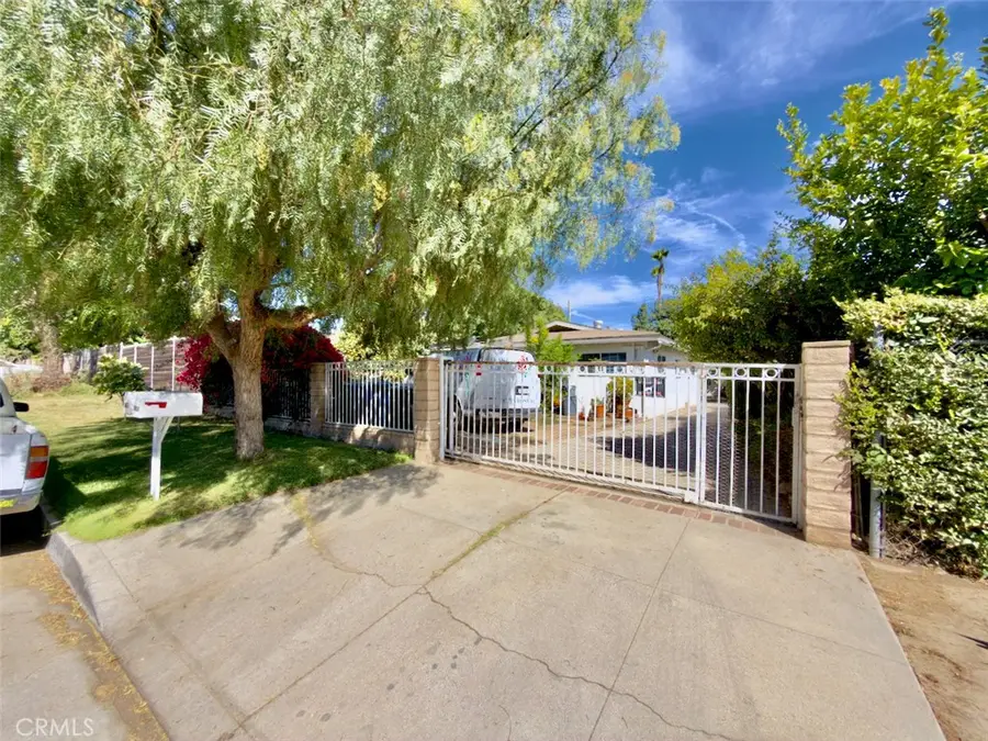 11454 Sunburst Street, Sylmar, CA 91342 - #2