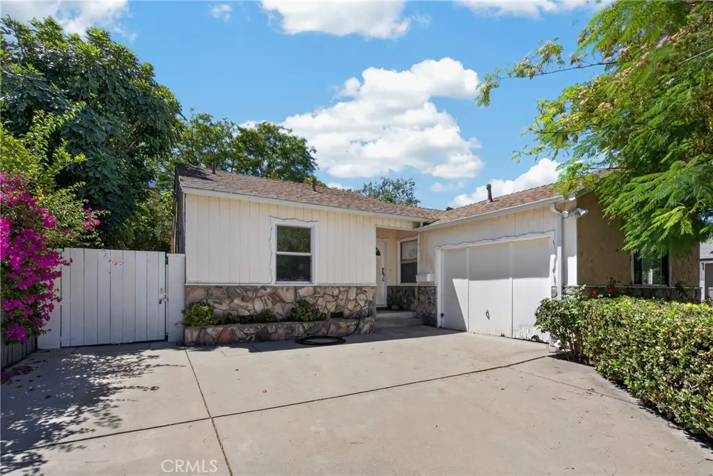 19134 Welby, Reseda, CA 91335 - #1