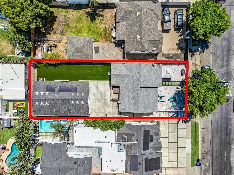 13831 Bessemer, Valley Glen, CA 91401 - #2