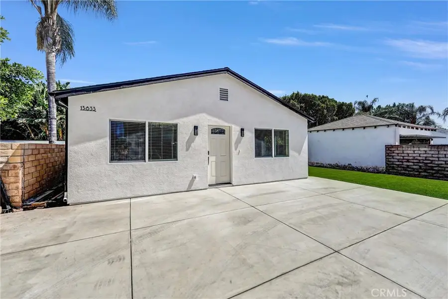 13831 Bessemer, Valley Glen, CA 91401 - #3