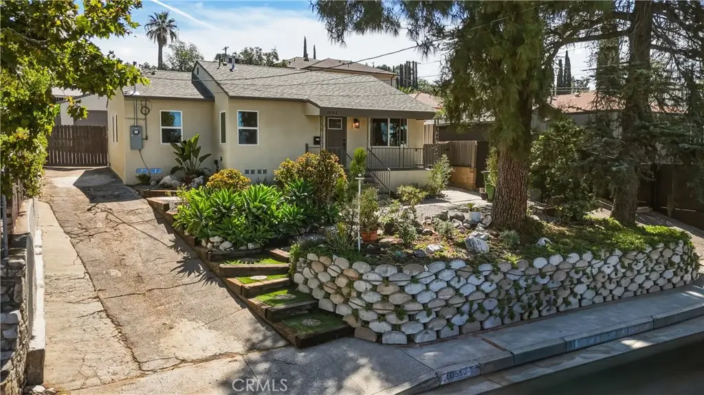 10512 Samoa Ave, Tujunga, CA 91042 - #1