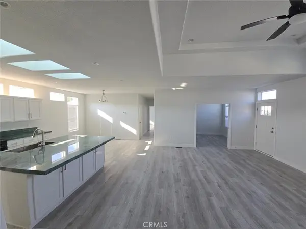21500 Lassen #450, Chatsworth, CA 91311