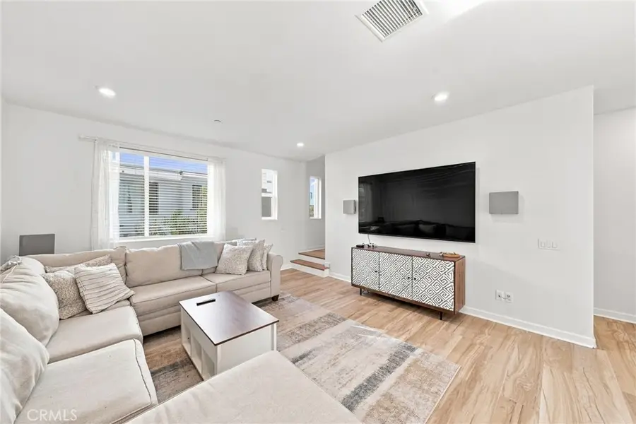 27035 Tanager, Valencia, CA 91381 - #3