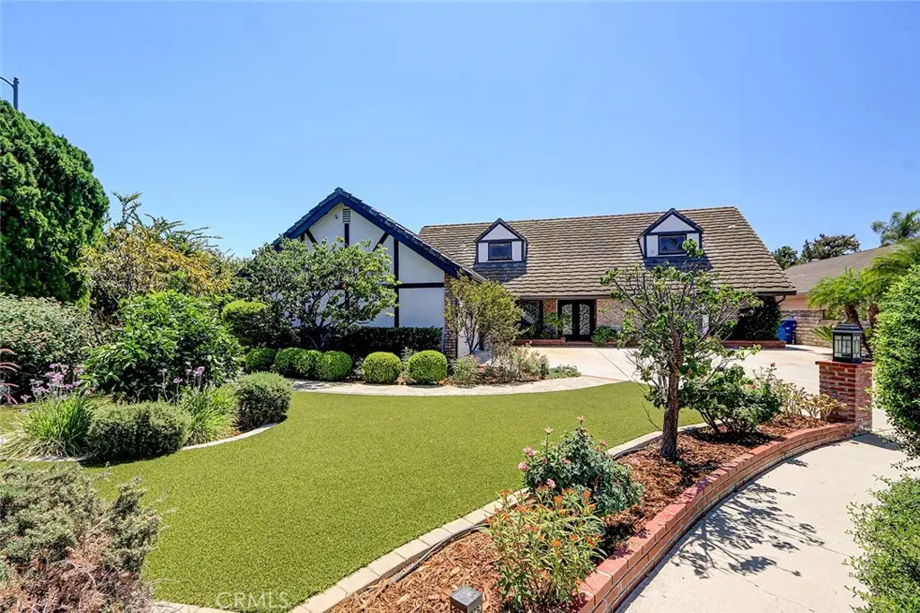 17002 Dearborn, Northridge, CA 91325 - #1