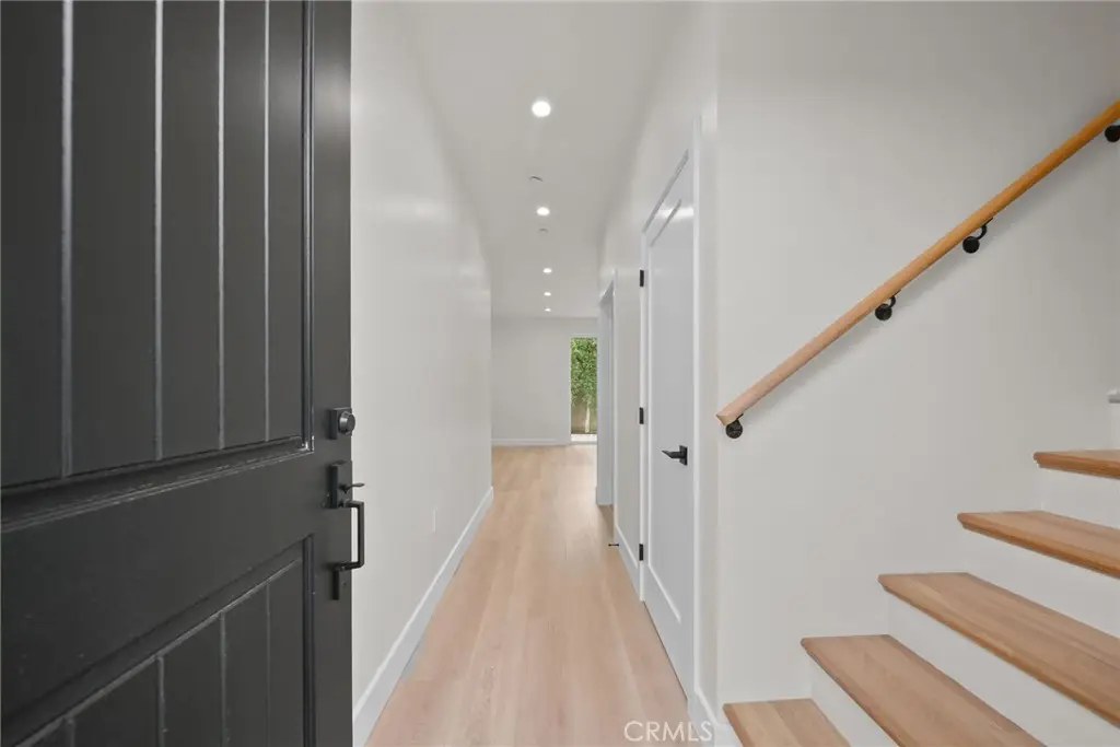 4335 Sunnyslope, Sherman Oaks, CA 91423 - #1