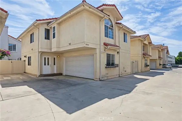 18334 Keswick St., Reseda, CA 91335