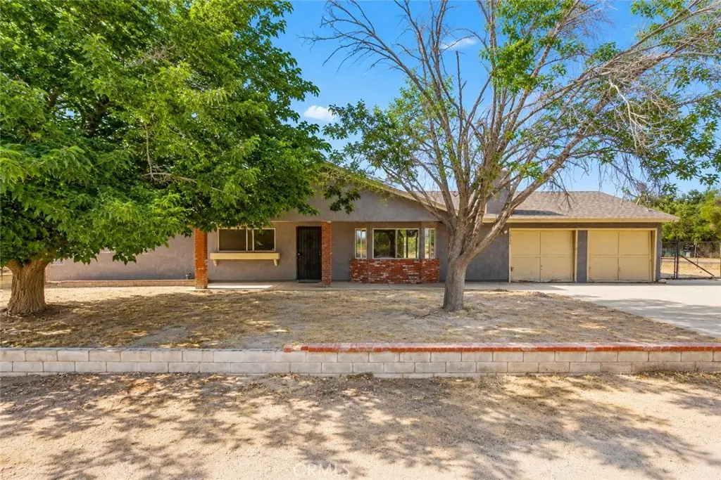 10157 E Avenue R8, Littlerock, CA 93543 - #1
