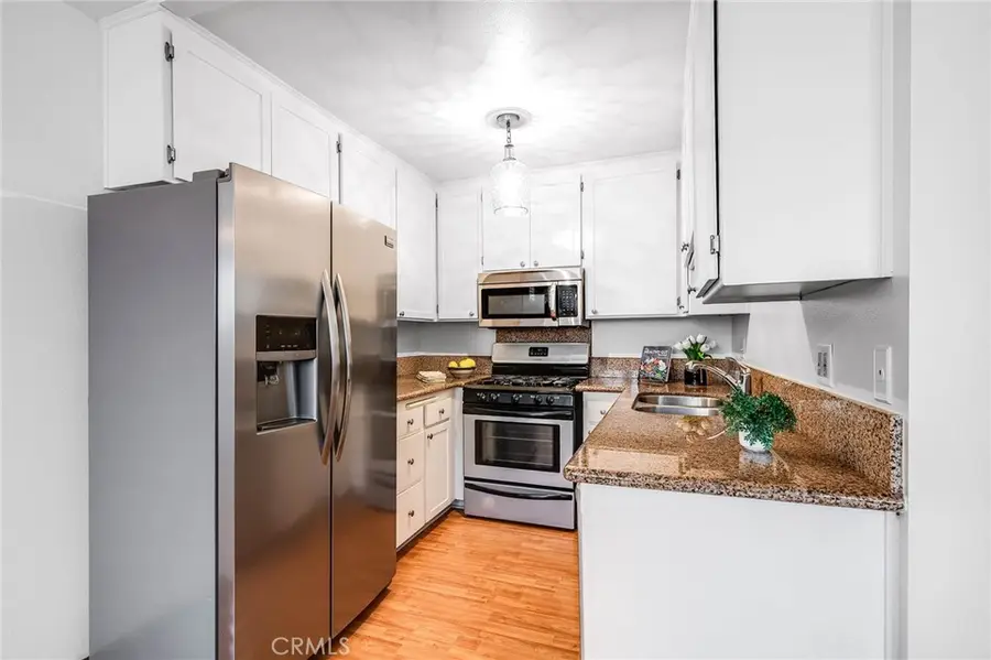 4000 W Victory Boulevard #204, Burbank, CA 91505 - #2