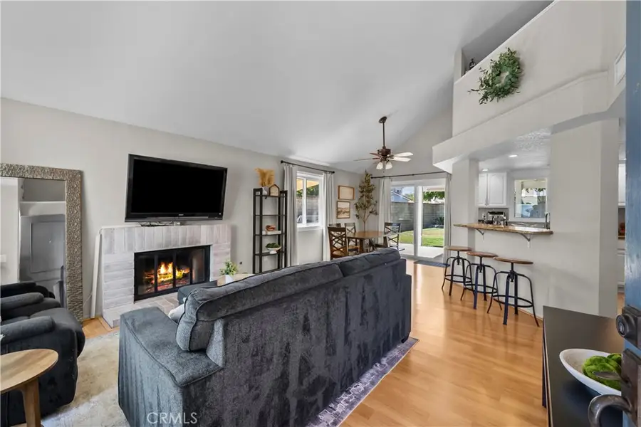 27631 Buckskin, Castaic, CA 91384 - #2