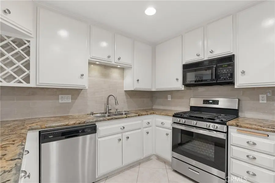 16939 Highfalls, Canyon Country, CA 91387 - #3