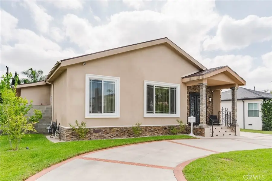6620 Costello Avenue, Van Nuys, CA 91405 - #2