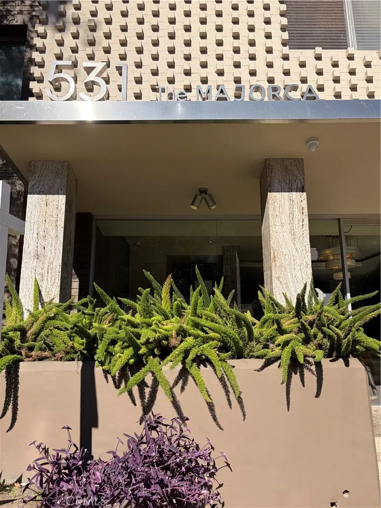 531 N Rossmore #206, Los Angeles, CA 90004 - #3