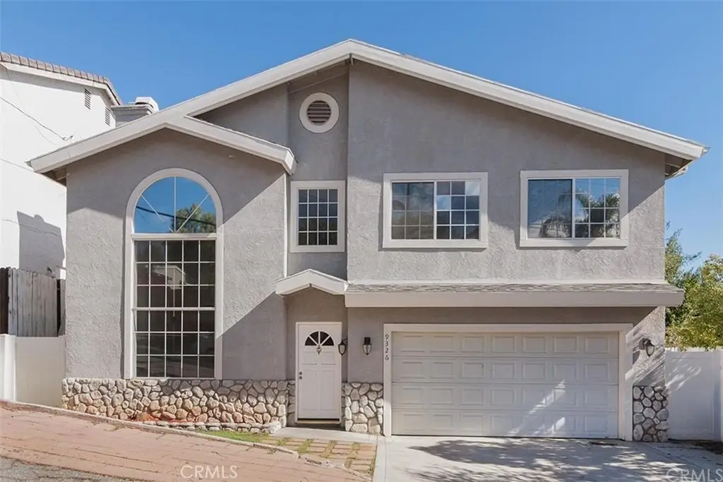 9326 Rowell, Chatsworth, CA 91311 - #1