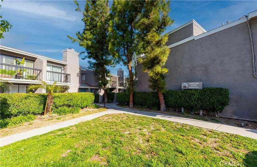 23541 Victory #6, West Hills, CA 91307 - #2