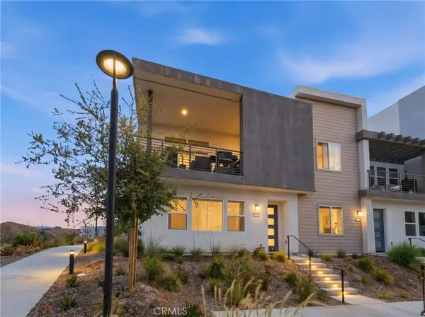 26729 Blue Hills Lp, Valencia, CA 91381