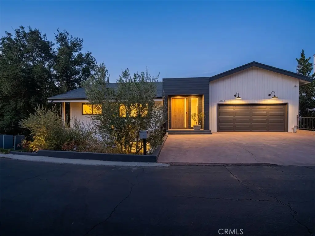 4234 Alhama Drive, Woodland Hills, CA 91364 - #1