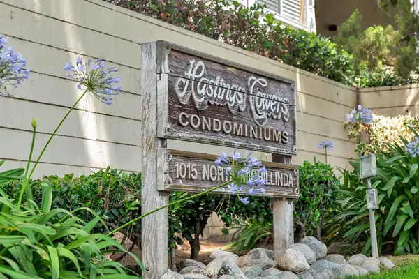 1015 N Michillinda #302, Pasadena, CA 91107