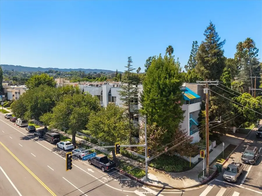 5151 Balboa #303, Encino, CA 91316 - #2