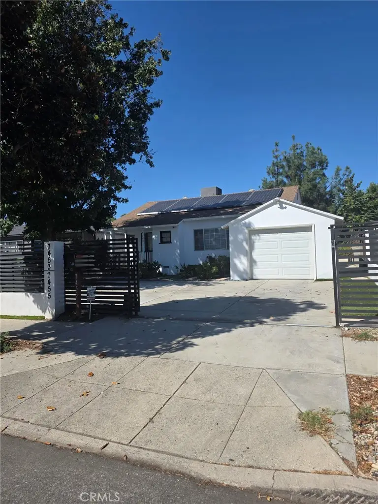 7453 Blewett Avenue, Lake Balboa, CA 91406 - #1