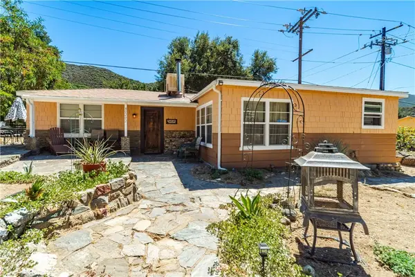 40202 Calle El Clavelito, Green Valley, CA 91390