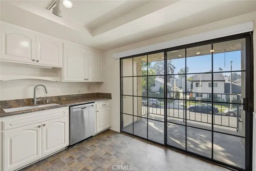 11127 La Maida #10, North Hollywood, CA 91601 - #3