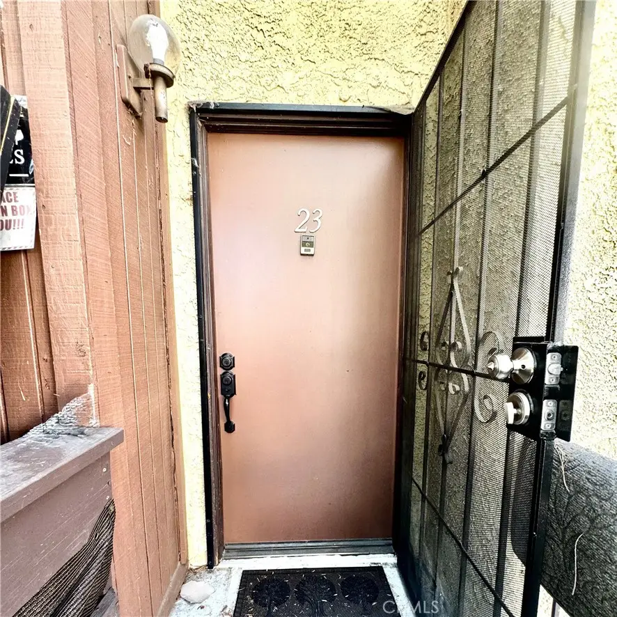 9131 Burnet Ave #23, North Hills, CA 91343 - #3
