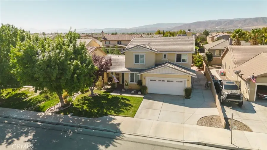 6214 W Avenue J11, Lancaster, CA 93536 - #3