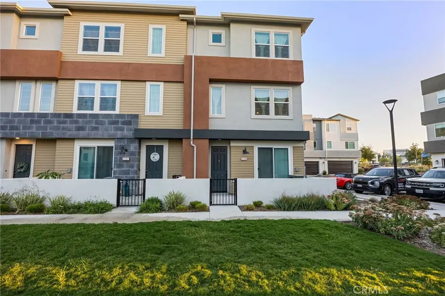 27131 Observation Court, Valencia, CA 91381 - #2