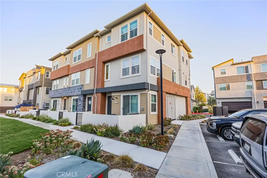 27131 Observation Court, Valencia, CA 91381 - #3