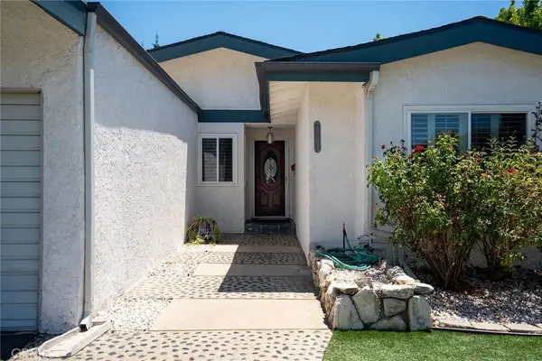 13042 Aetna Street, Valley Glen, CA 91401