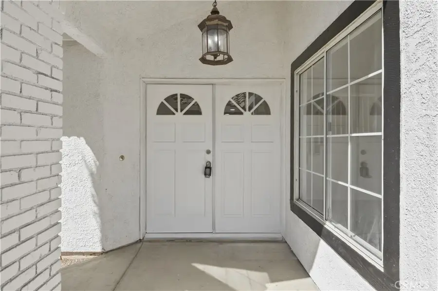 1563 E Kettering, Lancaster, CA 93535 - #3