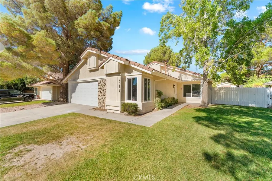 43552 Yew Street, Lancaster, CA 93536 - #3