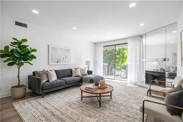 1630 S Bentley Avenue #103, Los Angeles, CA 90025