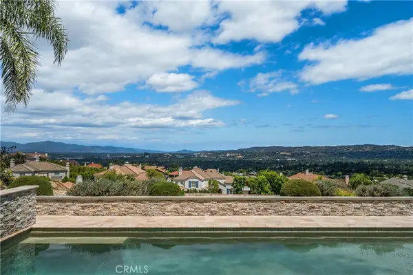 24918 Vista Verenda, Woodland Hills, CA 91367