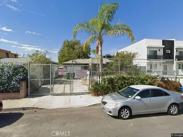5647 Satsuma, Los Angeles, CA 91601