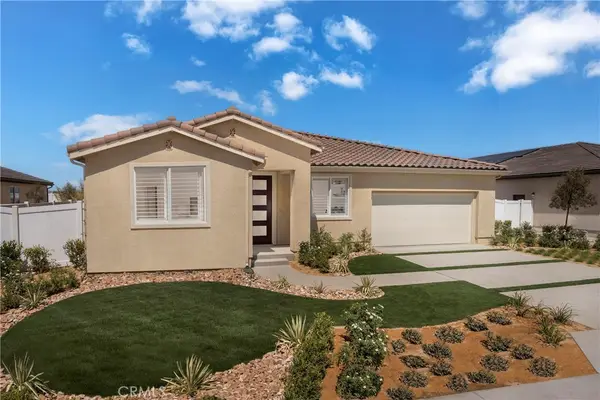 1518 E Holguin Street, Lancaster, CA 93535