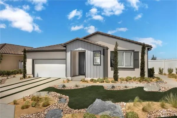 1553 E Holguin Street, Lancaster, CA 93535
