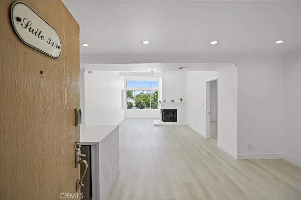 7800 Topanga Canyon Boulevard #313, Canoga Park, CA 91304 - #1