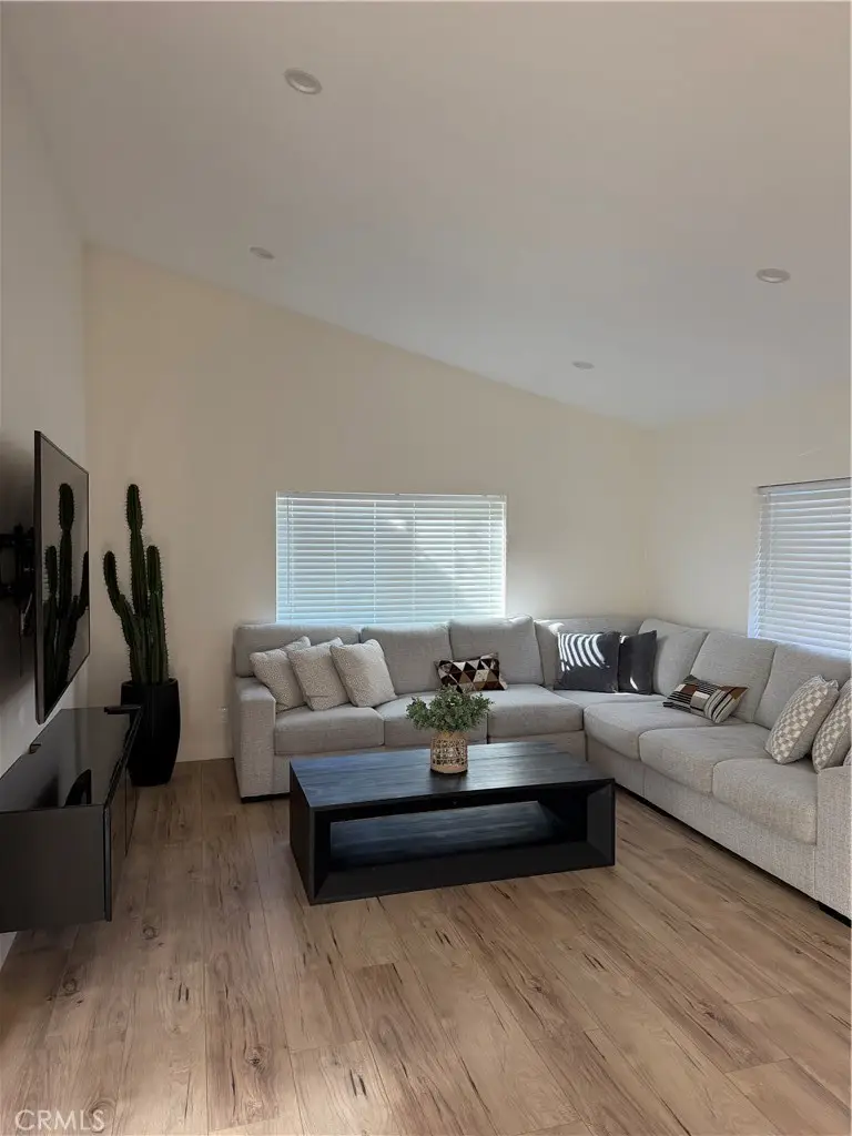 23167 Valerio, West Hills, CA 91307 - #1